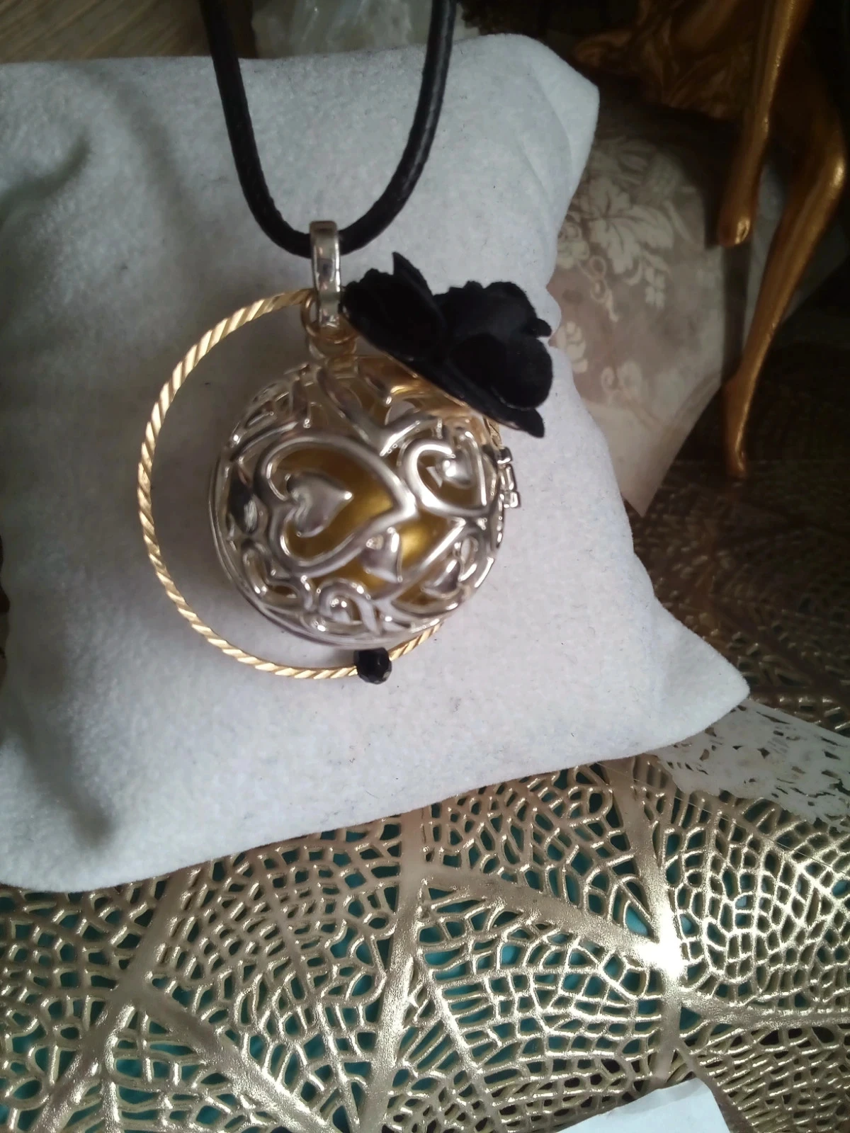 Bola future mom book + necklace set – photo 13
